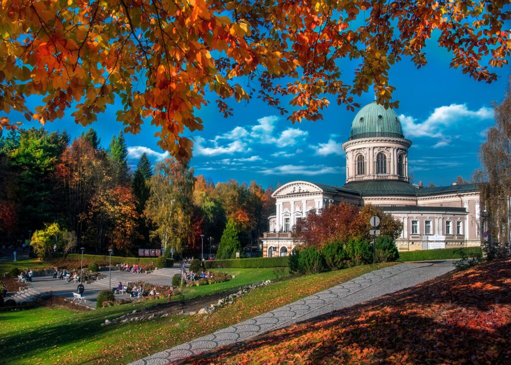 Park Zdrojowy Jesienią